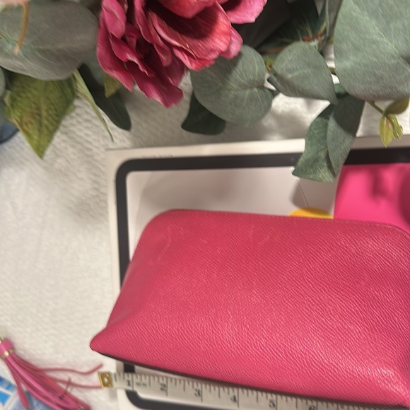 Coach Pink Women's make up bag - Picture 4 of 12